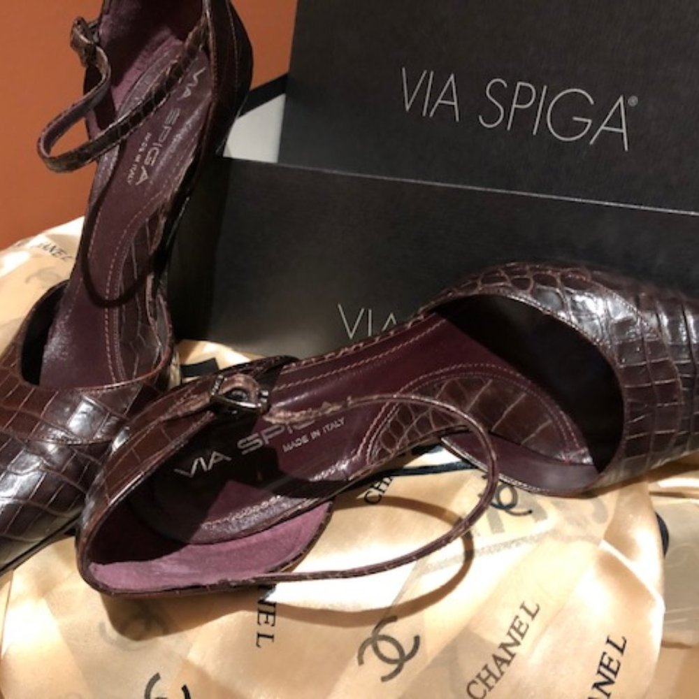 VIA SPIGA CROC PRINT BURGUNDY STILETTOS SZ 9M